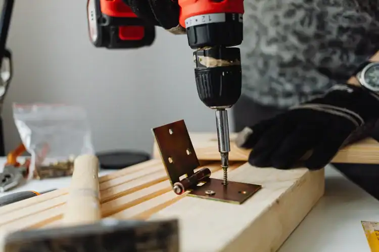 Cómo elegir tornillos para madera: tipos, medidas y cuál usar en cada trabajo