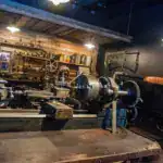Historia de la carpintería moderna: de las herramientas manuales a la CNC